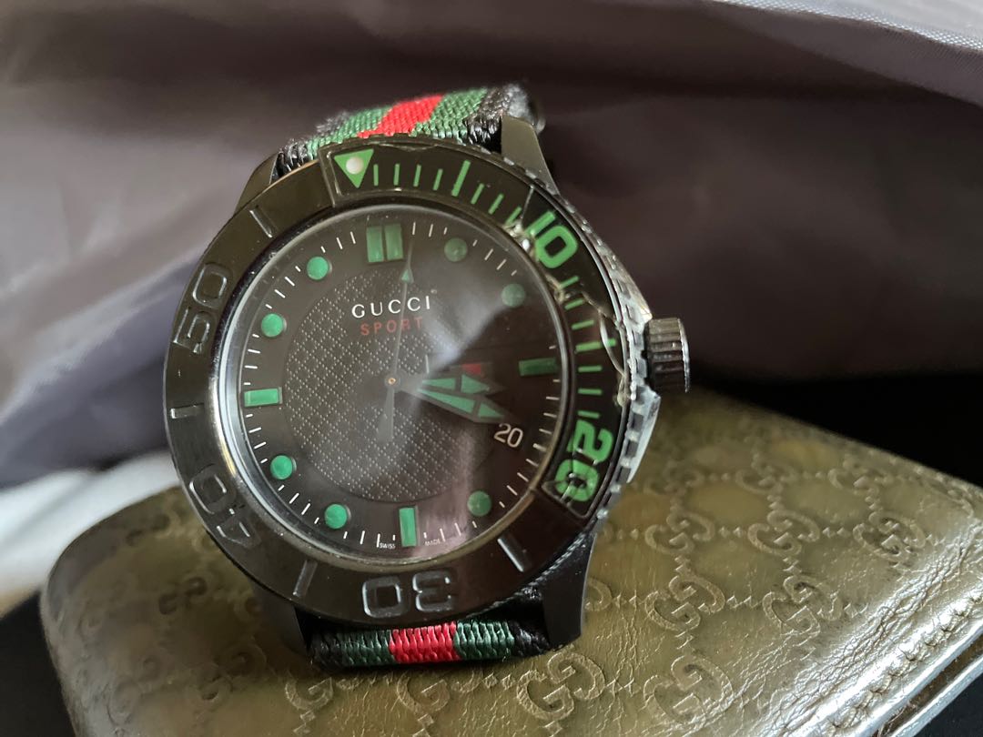 Magnetisk Selskabelig Rund ned Gucci sport watch, Luxury, Watches on Carousell