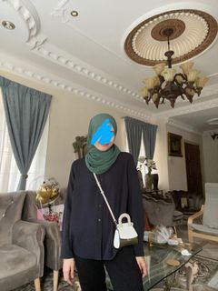 (Category: ) located in . Submitted by prplstry (Listing ID 1104766624, Image 1). Description: .