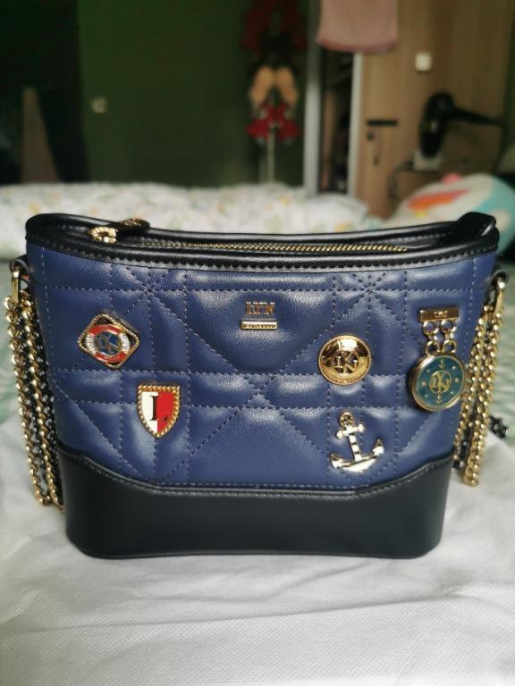 Lyn bag brand sales
