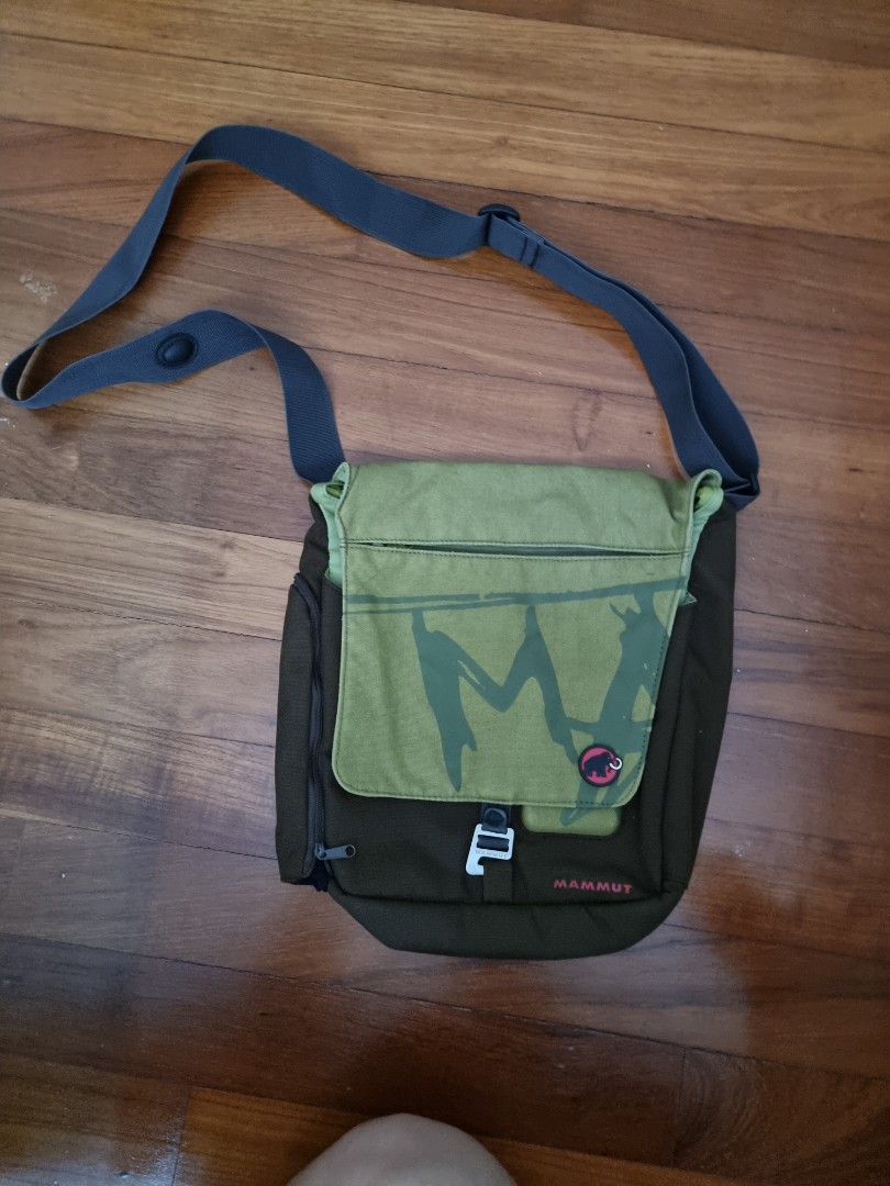 Mammut Sling bag