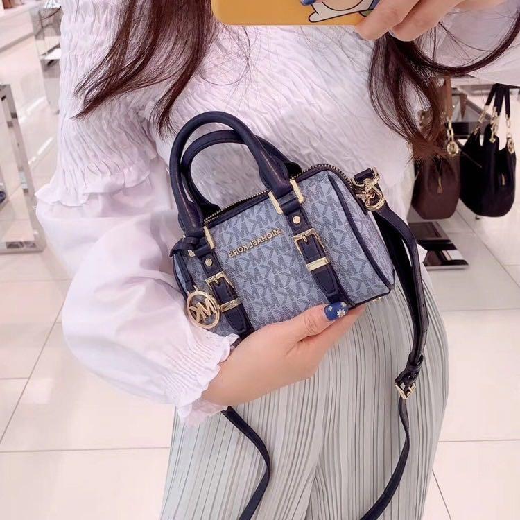 Michael kors pillow bag 2025