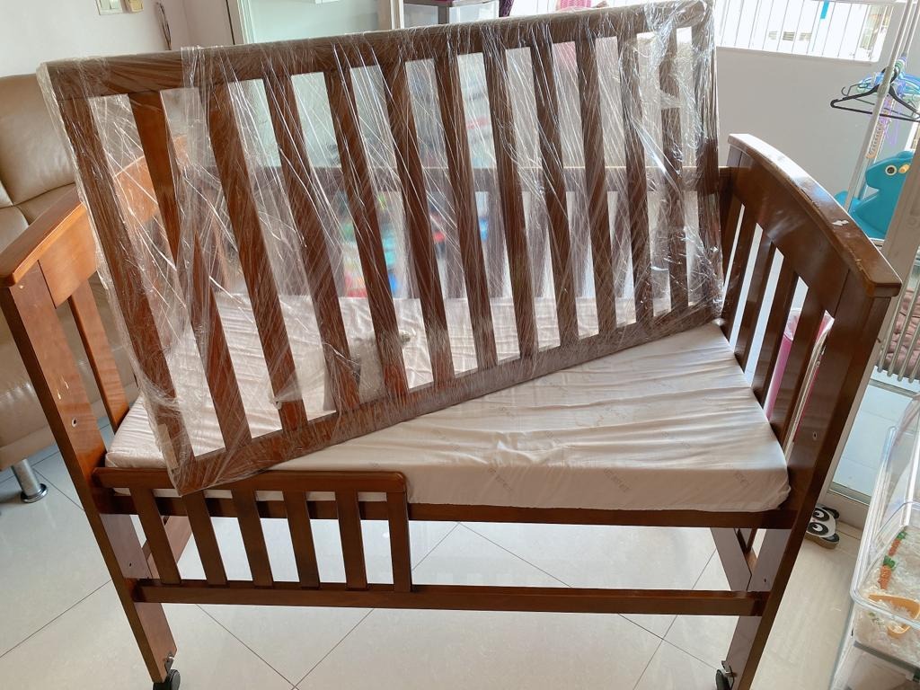 Milano 4 in 1 Convertible Cot, Babies & Kids, Baby Nursery & Kids Furniture, Cots & Cribs on