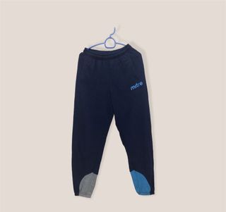 Mitre joggers hotsell