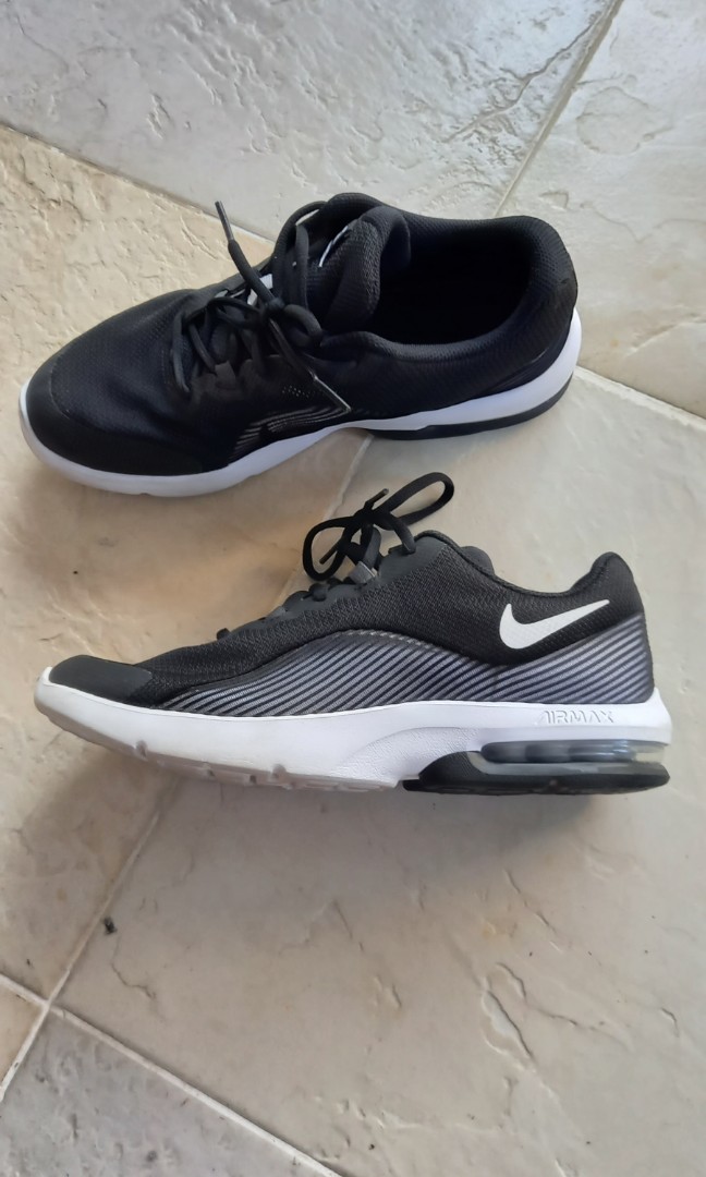 Nike Air Max Advantage 2 Youth Men s Fashion Footwear