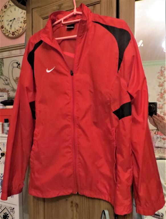 Red nike windbreaker mens hot sale