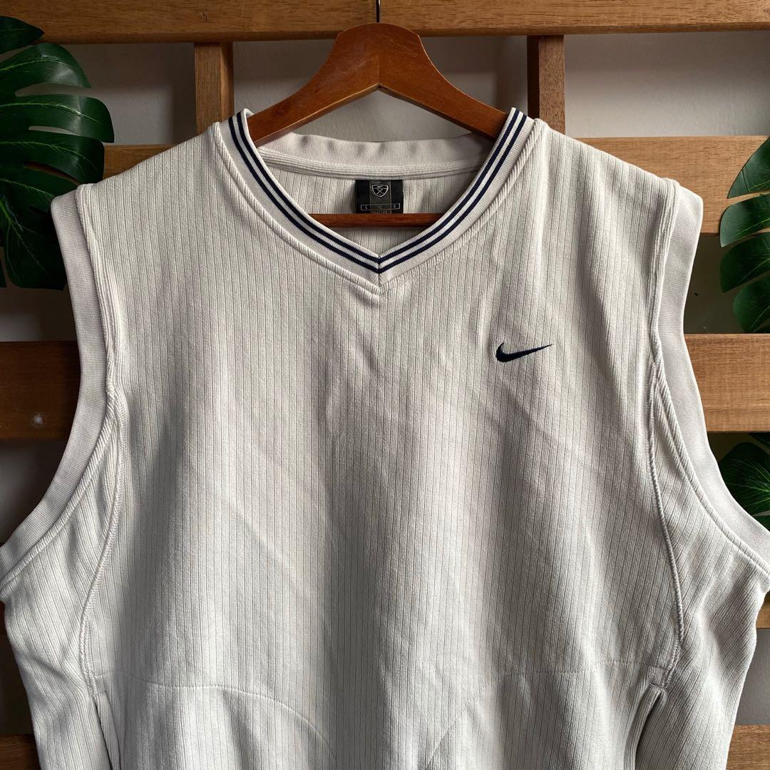 Nike Swoosh Knitted Vest, Men's Fashion, Tops & Sets, Hoodies on