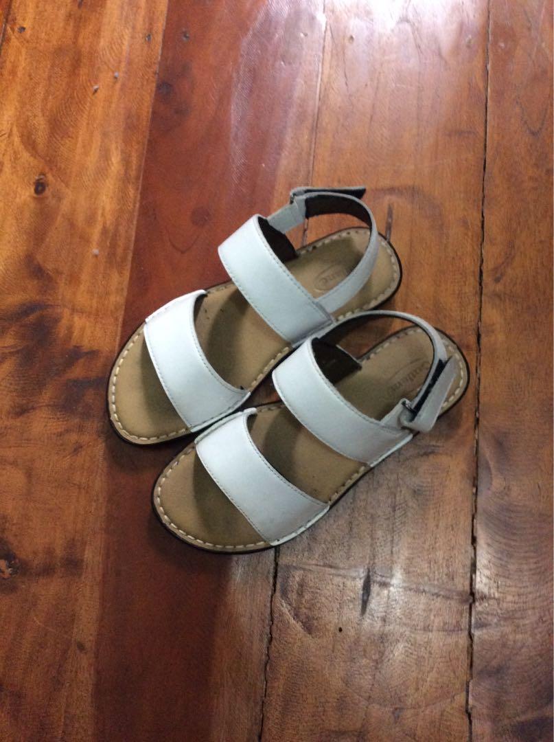 Outland sandals zalora best sale