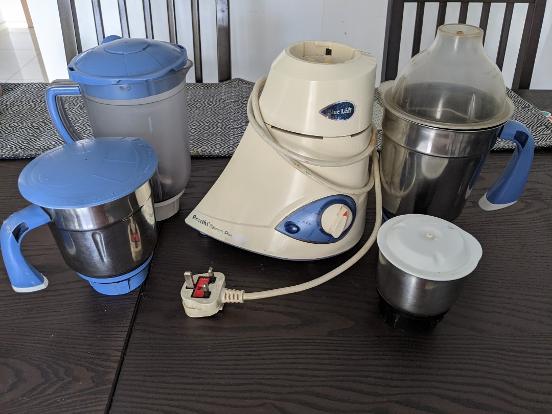 dash mini waffle bowl maker