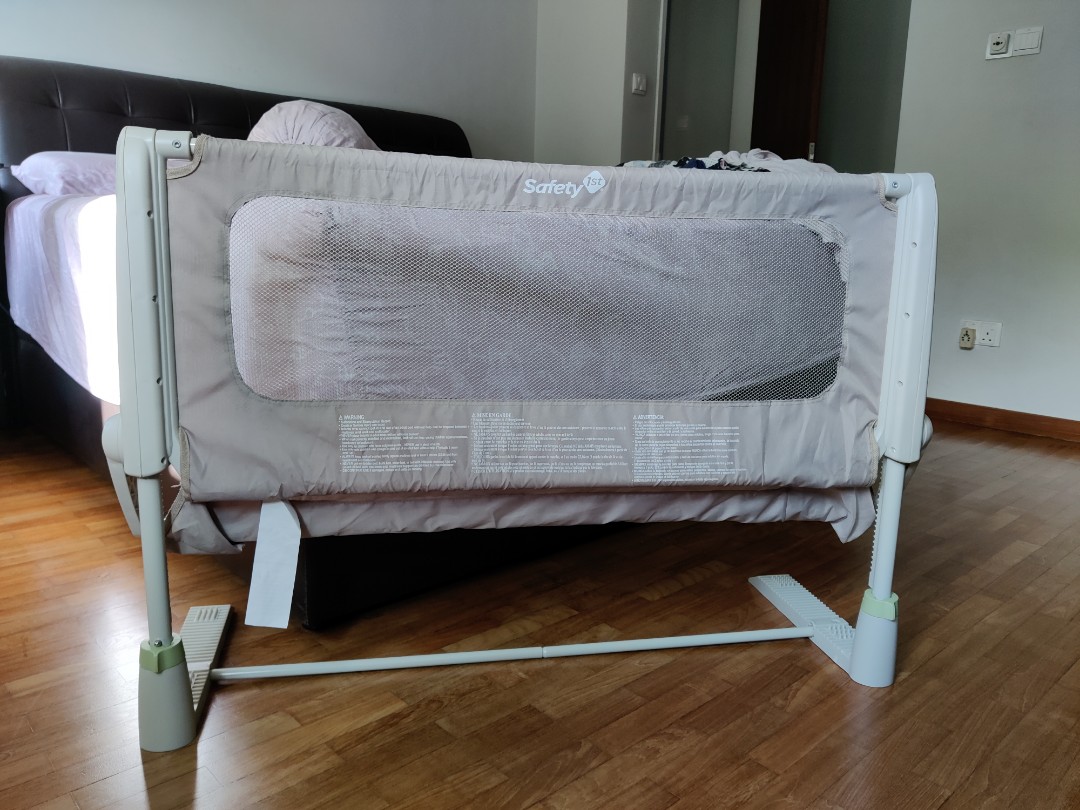 Safety First Bed Guard, Babies & Kids, Baby Nursery & Kids Furniture