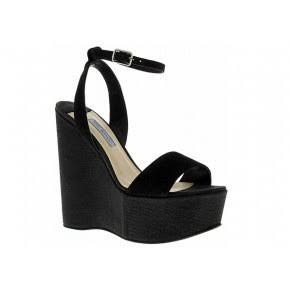 Tony bianco hotsell biba wedge