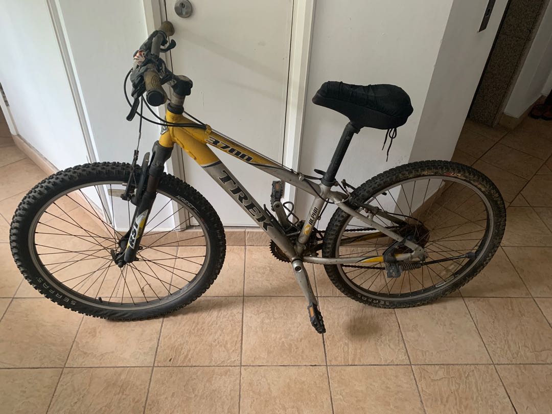 Trek 3700 Bicycle Mountain Bike, Sports 