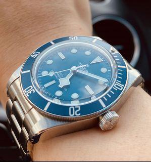 Tudor black bay 58 blue