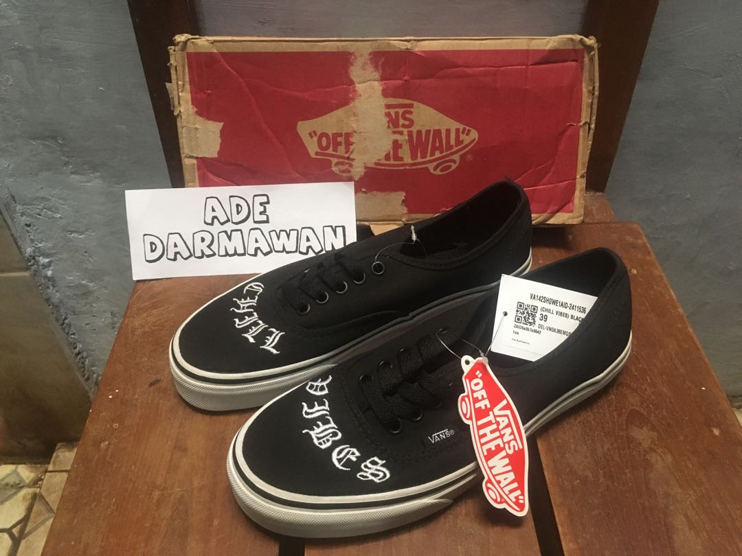 Vans authentic chill vibes shop