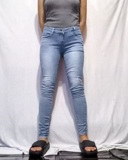 (Category: ) located in . Submitted by cincorock_ph (Listing ID 1104921578, Image 1). Description: .