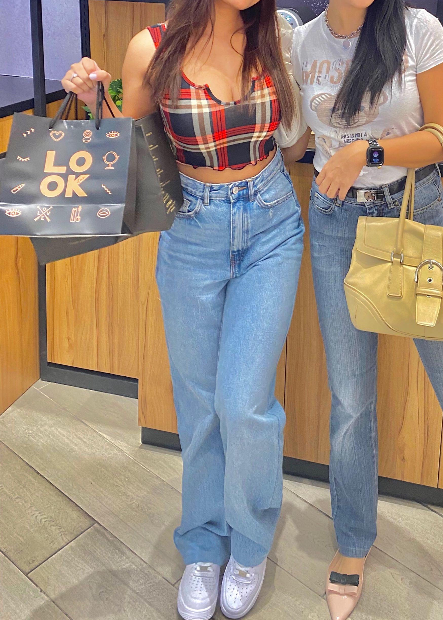 ZARA Baggy Jeans, Women's Fashion, Bottoms, Jeans on Carousell