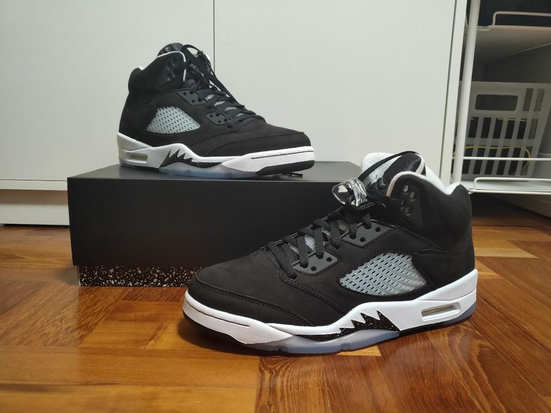 Air Jordan 5 Moonlight/Oreo 2021, Men's Fashion, Footwear 