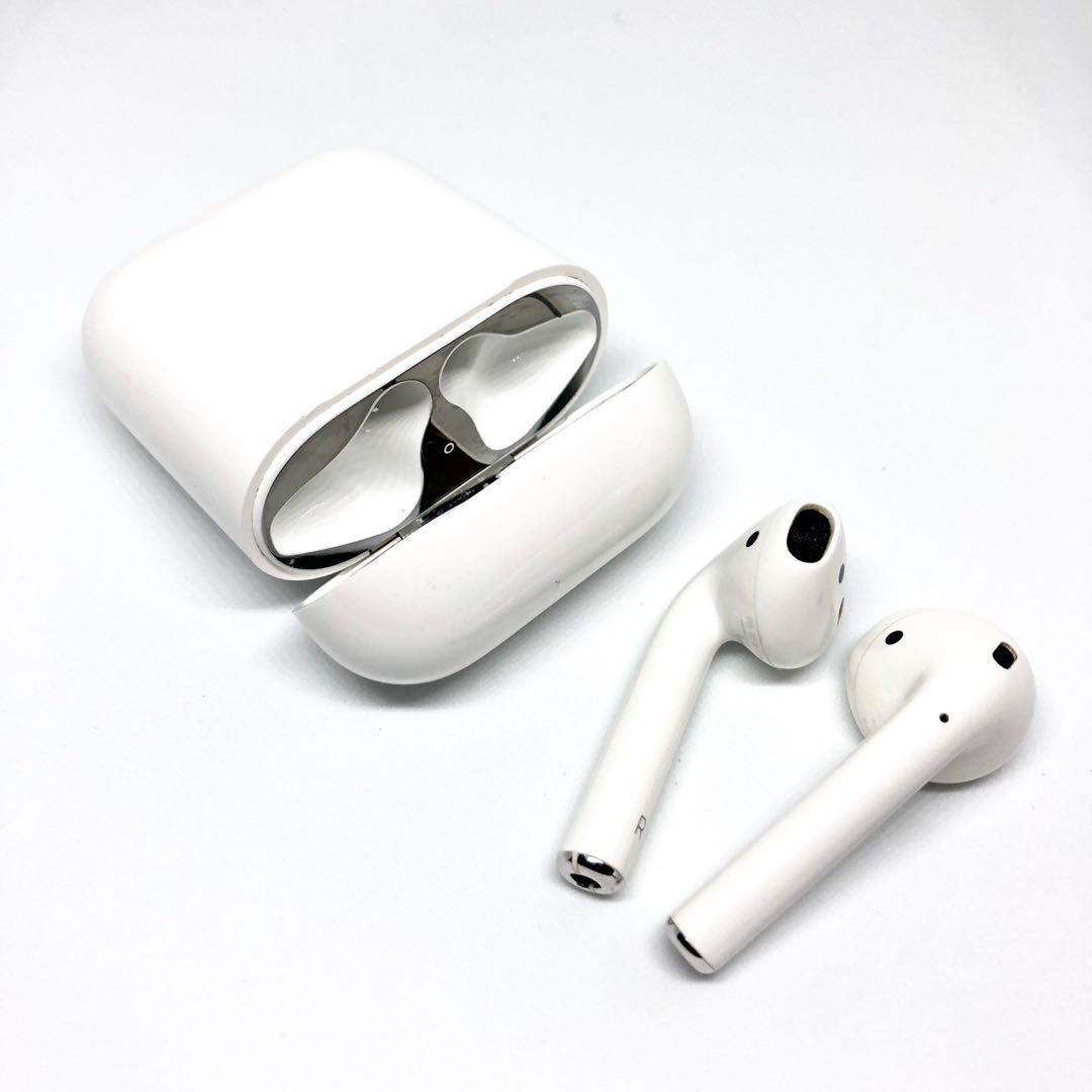 Apple Airpods - AUTHENTIC (Category: Headphones & Headsets) located in Pasig City. Submitted by fabfabfinds (Listing ID 1110537634, Image 2). Description: Authentic Preloved GEN 2 RFS: Upgrade to Airpods Pro More magical than ever. The new AirPods deliver the wireless headphone experience, reimagined. Just pull them out of the charging case and they’re ready to use with your iPhone, Apple Watch, iPad, or Mac. After a simple one-tap setup, AirPods