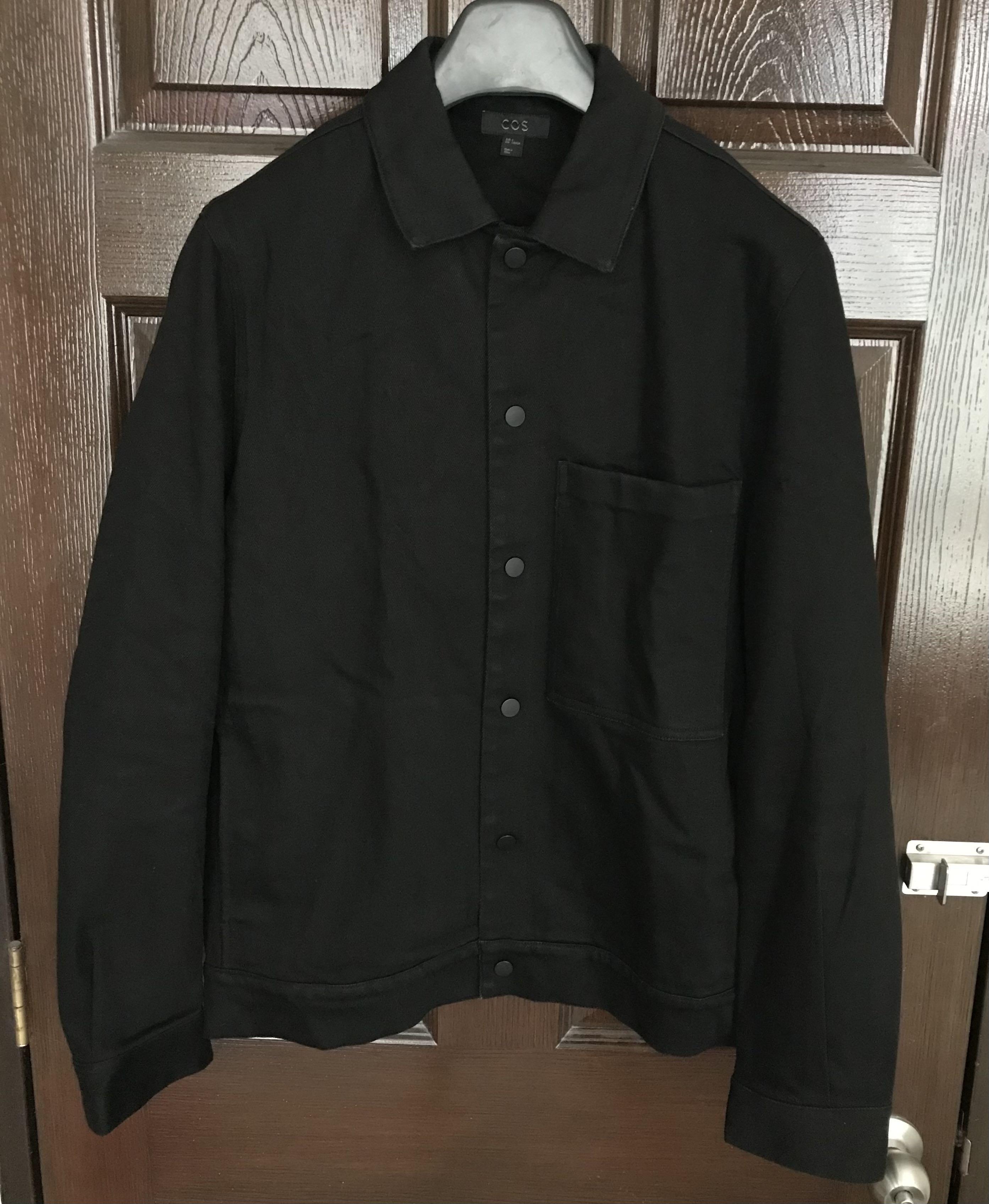 Authentic Cos Denim Shirt Jacket in Black Size small best fit to