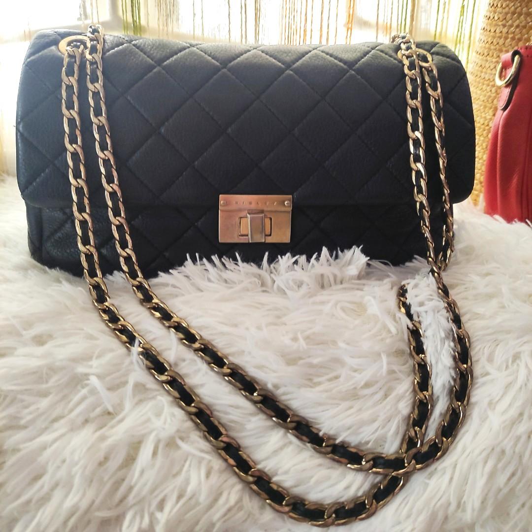 Authentic Sisley Two way Quilted Chain Sling Bag Black Women s