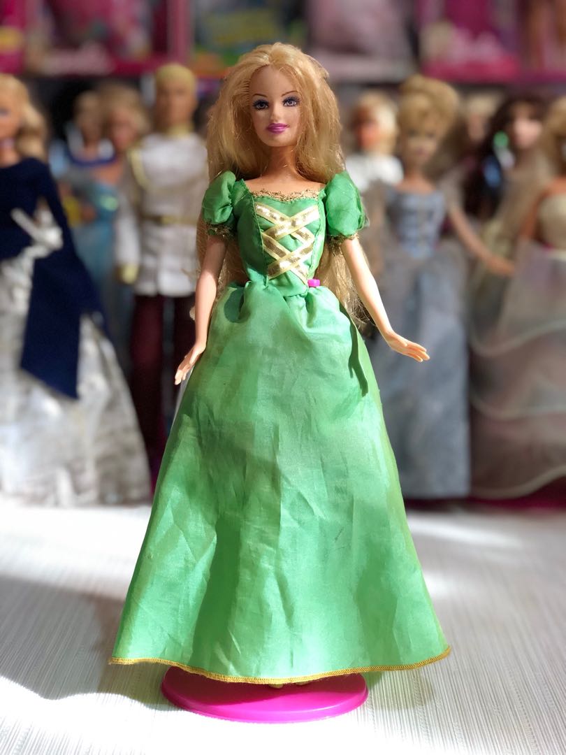 Red Carpet™ Barbie®—Green Dress (BCP88) – Cyber Hobby