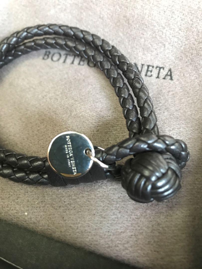 But the 2021 Bottega Veneta It Bag has to be the - Necklace with charm Bottega  Veneta - GenesinlifeShops Singapore