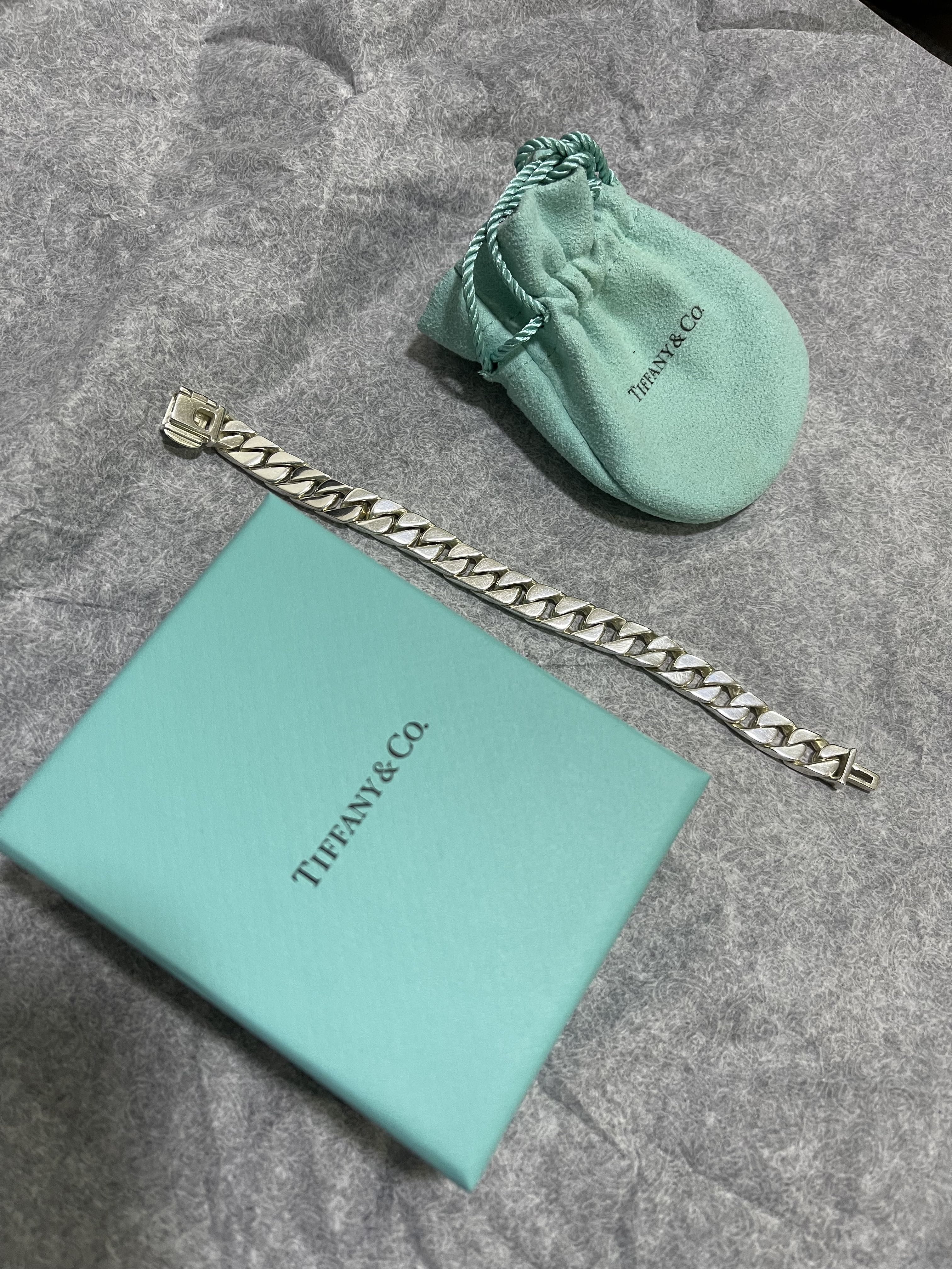 Tiffany curb link best sale bracelet
