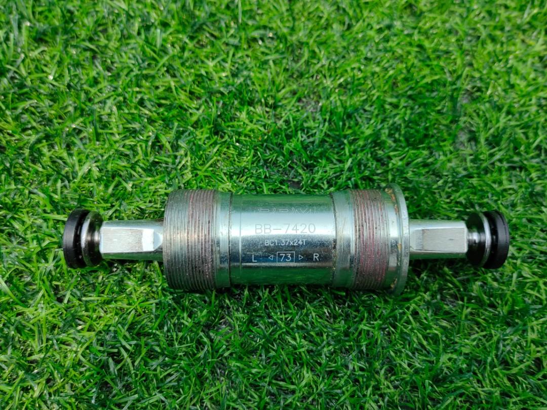 FSA Alpha Drive 28T Crankset with Bottom Bracket Sports Equipment Bicycles Parts Bicycles on Carousell
