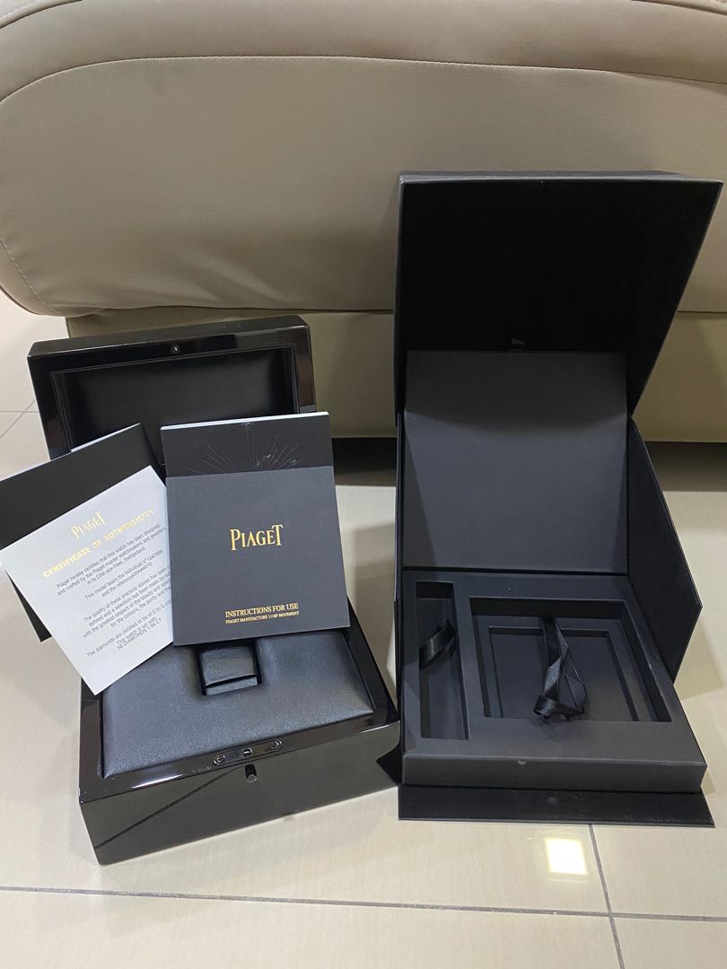 Piaget box store