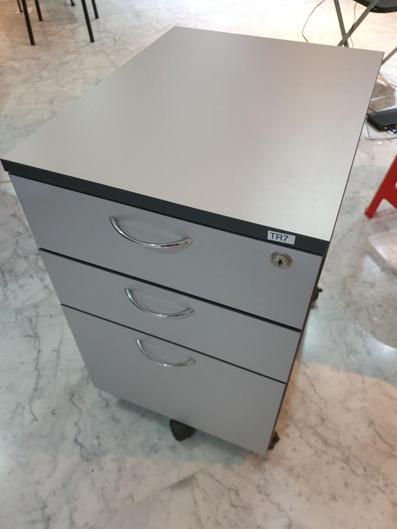 Movable Pedestal/Drawer with Locks and Wheels, Furniture & Home Living