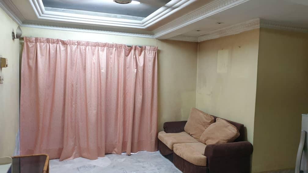 Nice Cozy Bukit Gembira Condo Happy Garden Near Nsk Hypermarket Property Rentals On Carousell