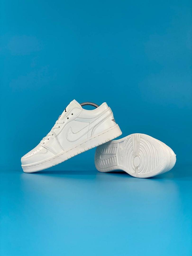 Jordan 1 low sale cut all white