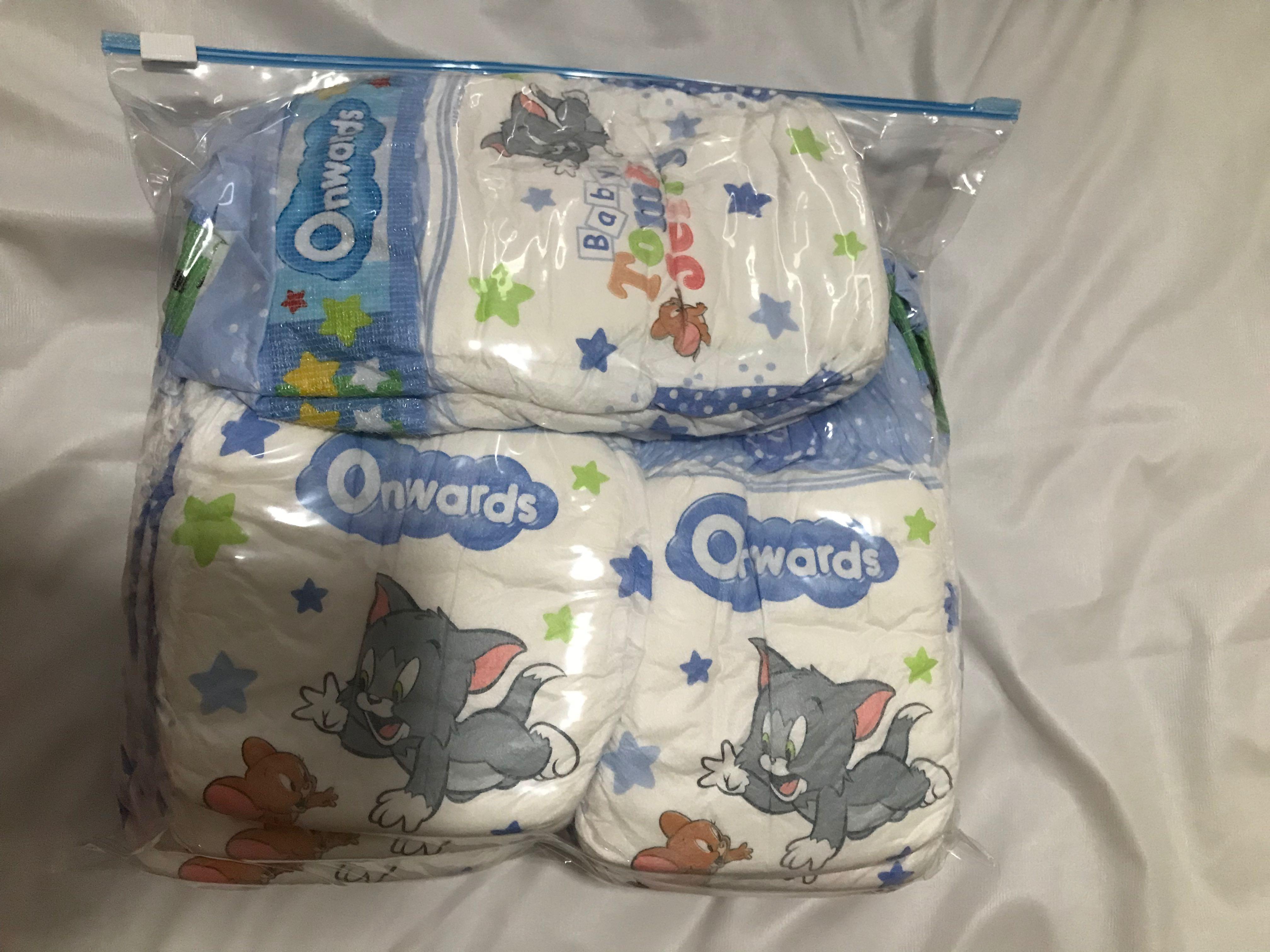 Opened packet Onwards Diapers S (37kg) Tom and Jerry series ., Babies & Kids, Bathing