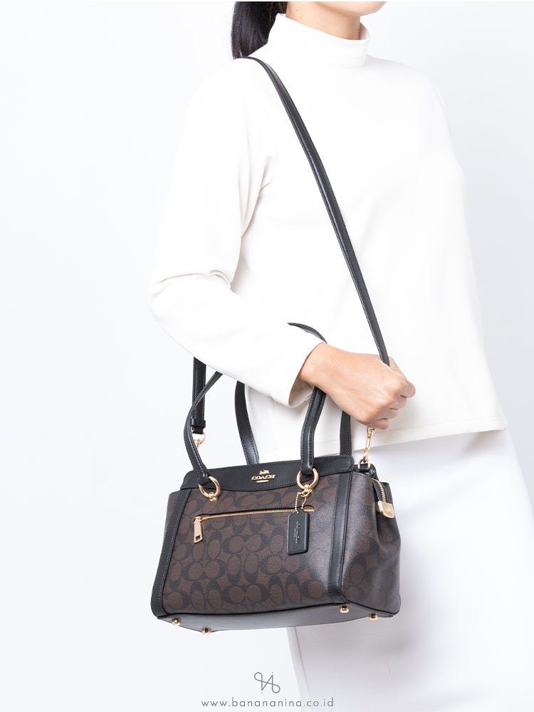 Coach kailey carryall in signature canvas clearance
