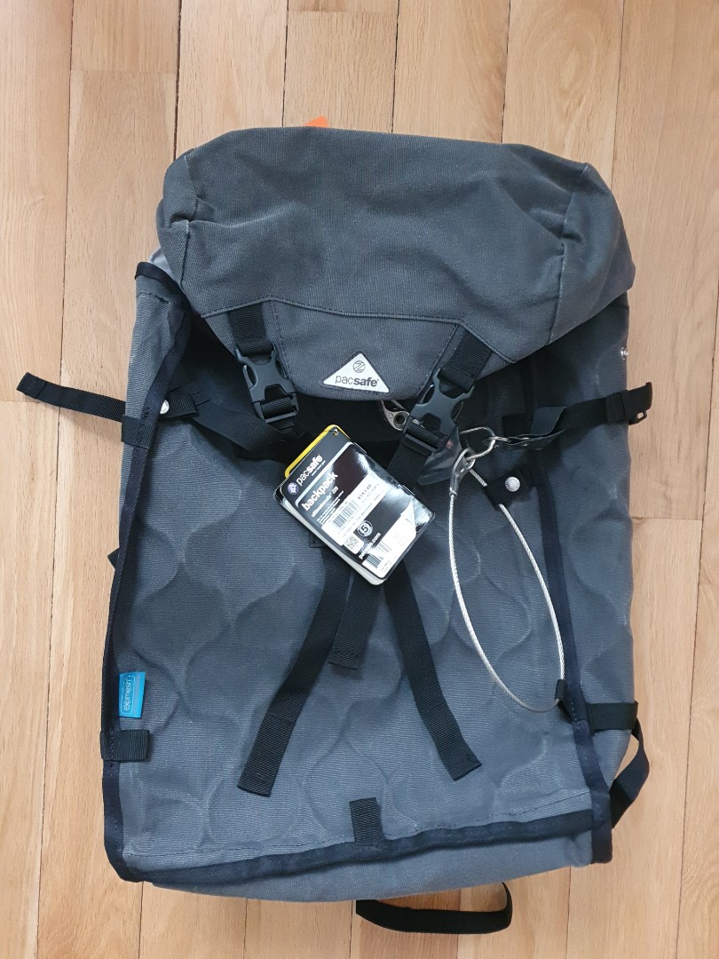 Pacsafe z28 on sale