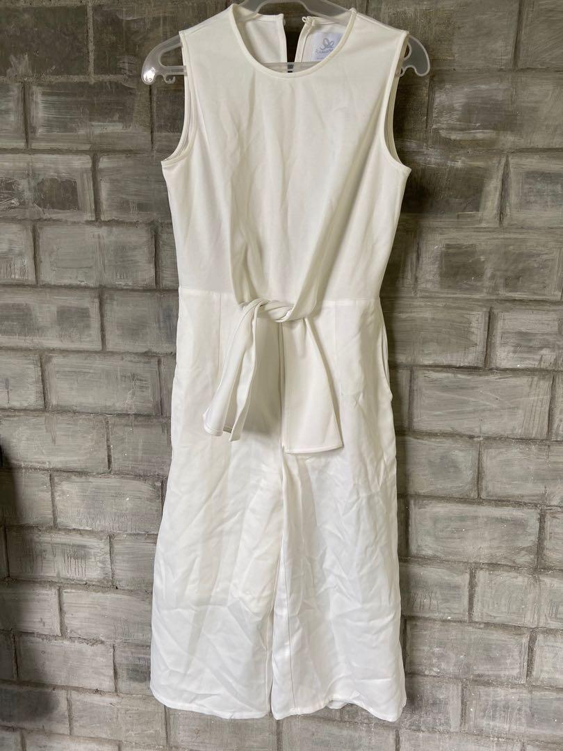 Plains and Prints plain white cullotes jumpsuit Women s Fashion