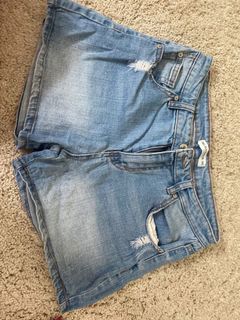 (Category: ) located in . Submitted by emmahenderson (Listing ID 1110493785, Image 1). Description: .