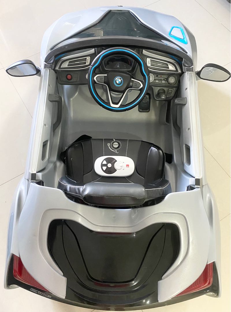 Fast deal Super cool BMW i8 Remote and Manual car for kids