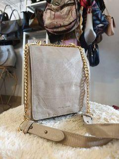 Tas cream