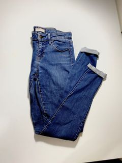 （分類：）位於 。 由 sellfy 提交（商品編號 1110593878，圖片 1）。簡介： 。