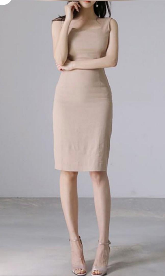 Beige work dress 2025