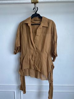 (Category: ) located in . Submitted by stylizedcloset (Listing ID 1110510954, Image 1). Description: .