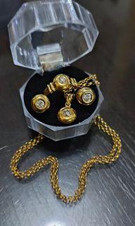 18k gold set (ring, earrings, necklace)