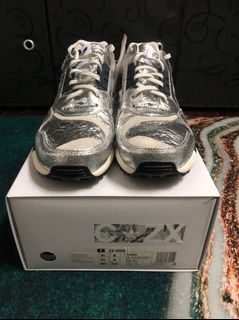 (Category: ) located in . Submitted by sneakersbite (Listing ID 1110769864, Image 1). Description: .