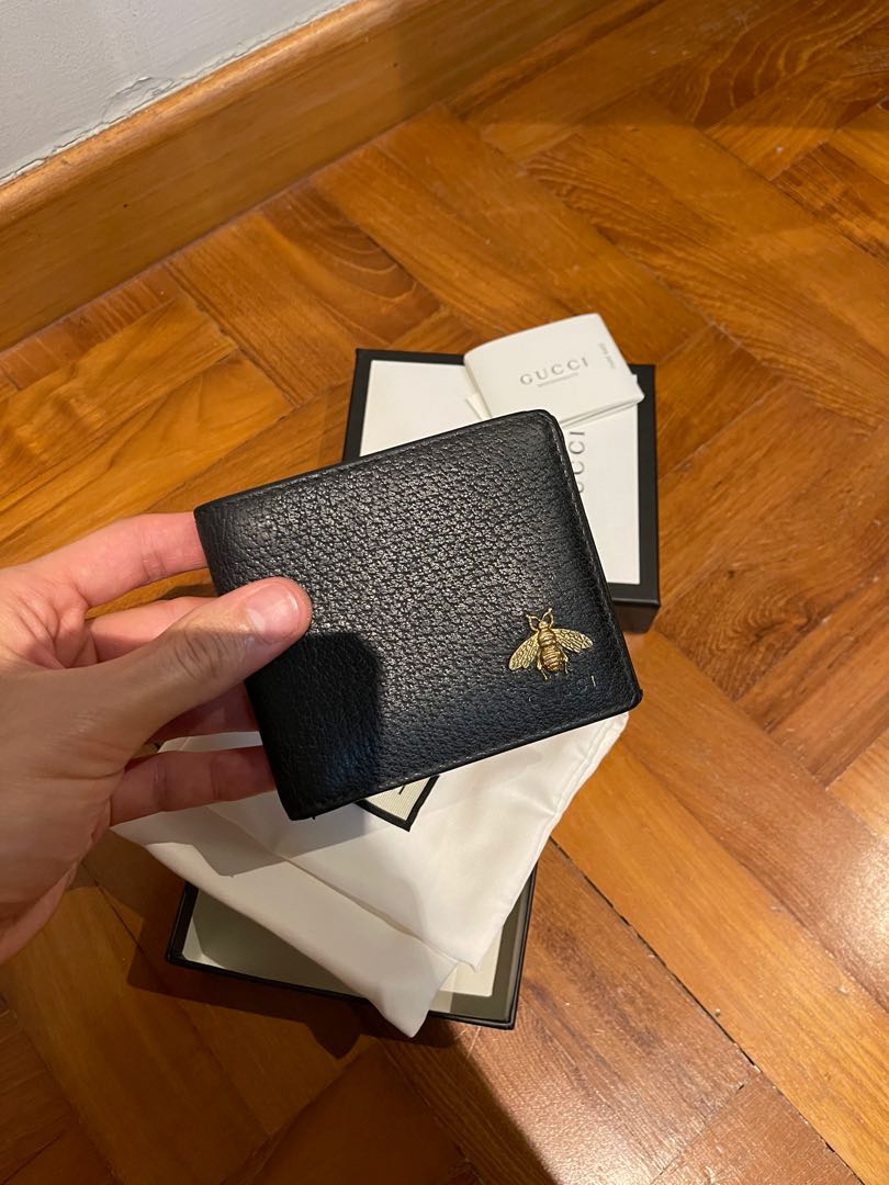 Authentic Gucci Bee Wallet, Men's Fashion, Watches & Accessories, Wallets &  Card Holders on Carousell