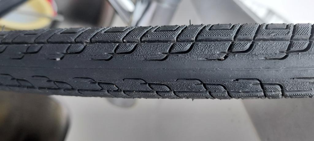 Bontrager best sale h2 700x32