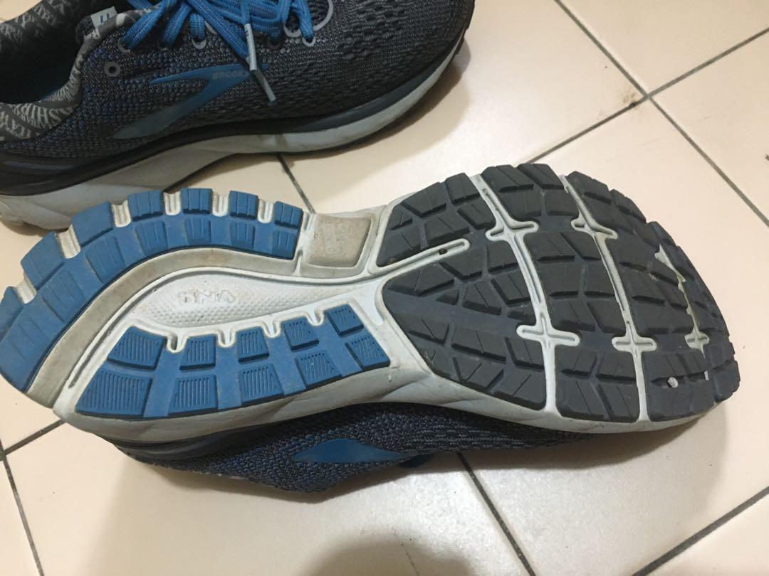 Brooks ghost outlet 11 mens colors
