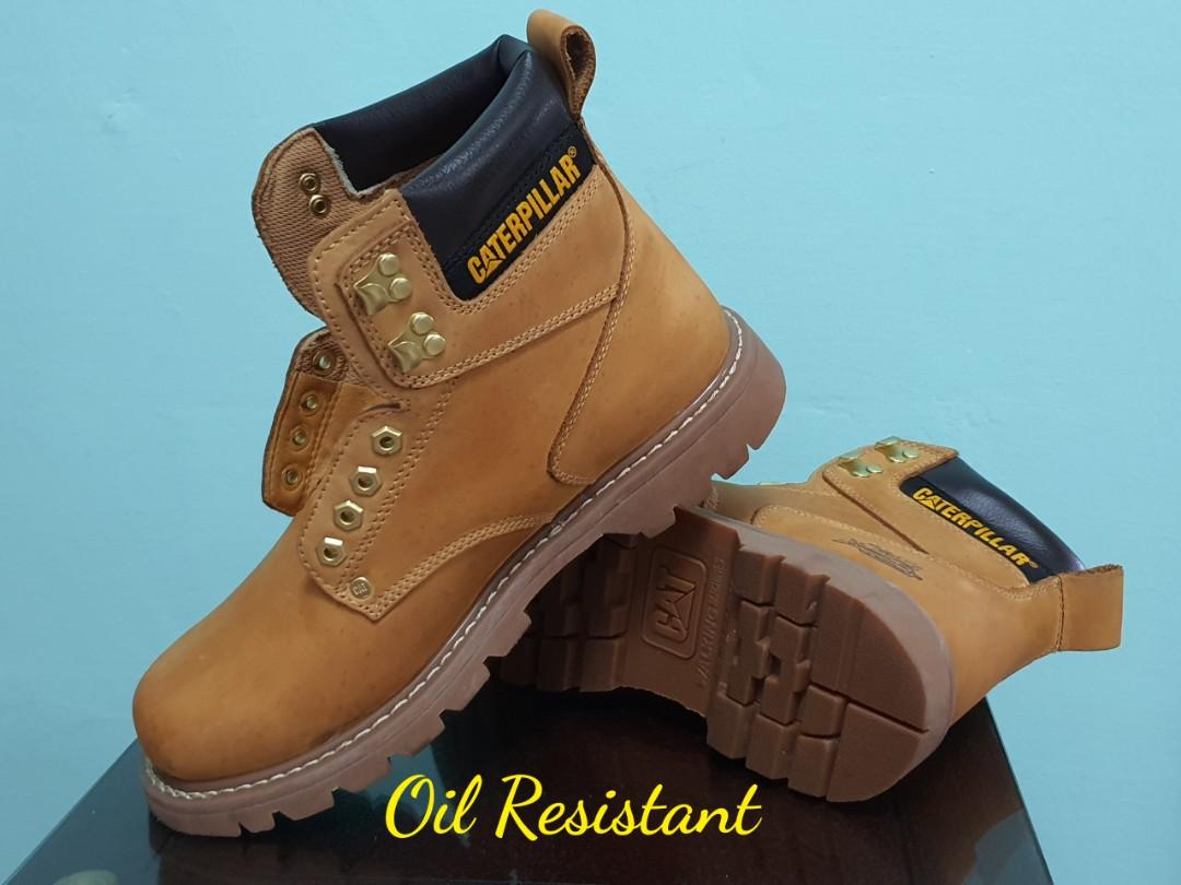 Caterpillar tracker clearance boots