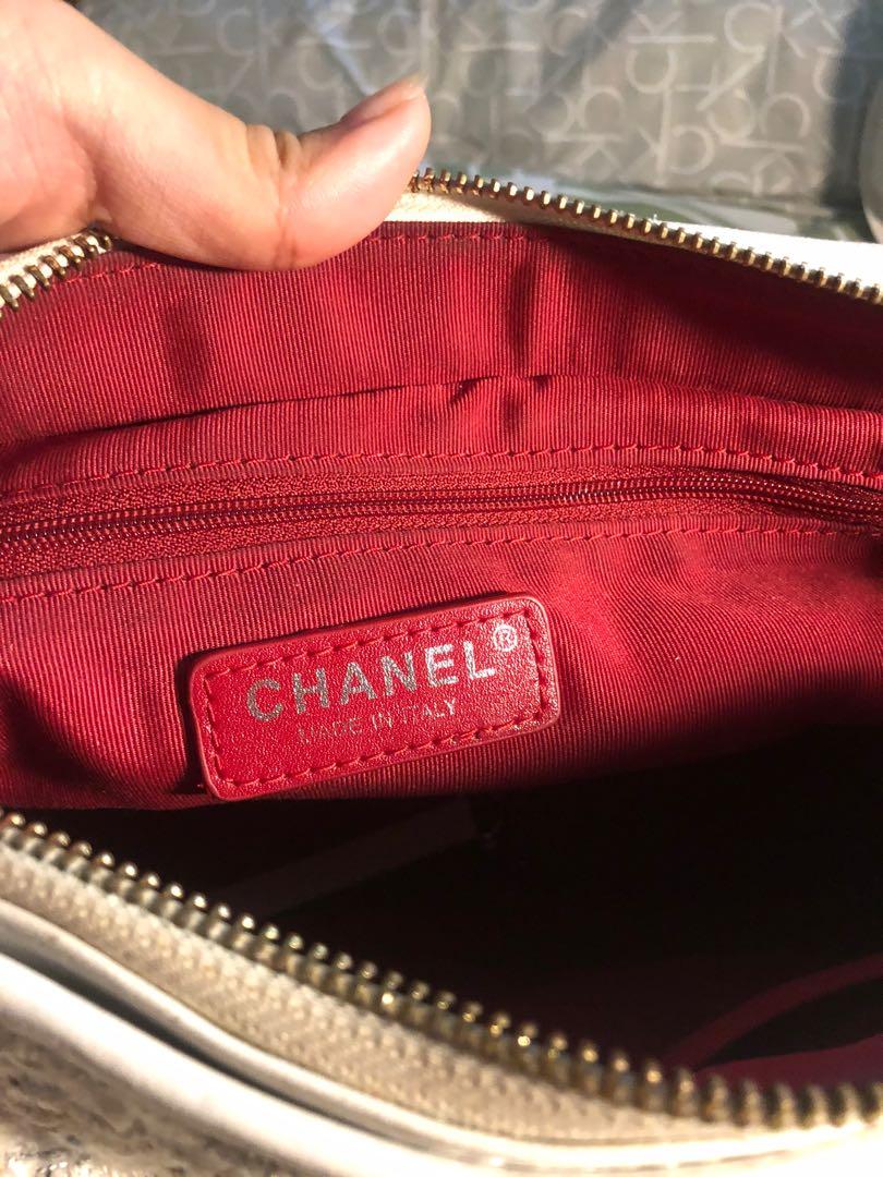 Chanel Gabrielle Tweed sling bag with code, Luxury, Bags & Wallets on  Carousell