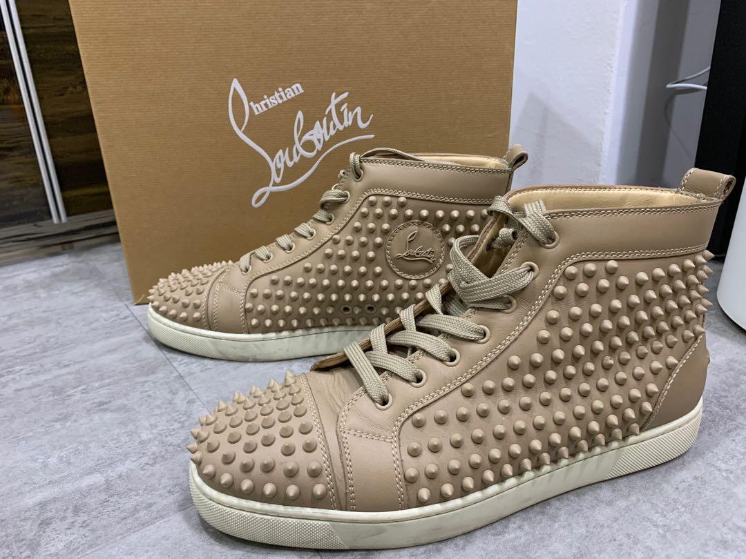 Christian louboutin shop louis flat spikes