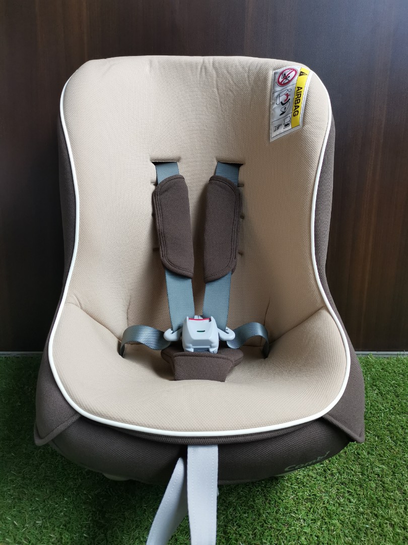 Combi car cheap seat base
